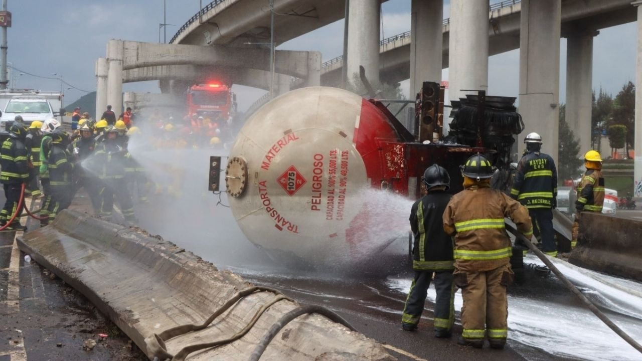 Muere Fernando Soto Munguía, Chofer de la Pipa que Explotó en Puente de la Concordia, en Iztapalapa