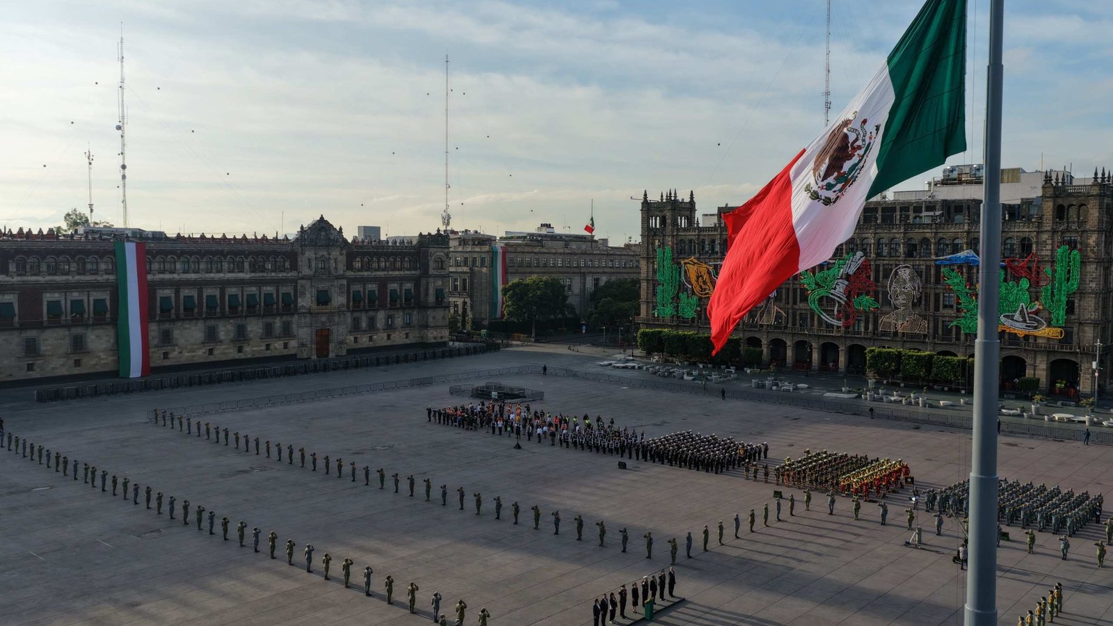 Sheinbaum Encabeza Ceremonia Conmemoratua Por Terremotos de 1985 y 2017 en Zócalo Cdmx