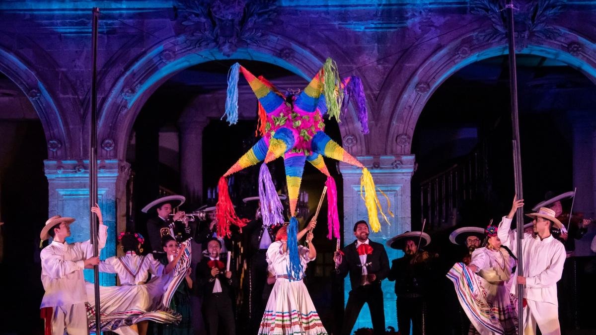 “Navidades México”, del Ballet de Amalia Hernández, comienza temporada en Chapultepec