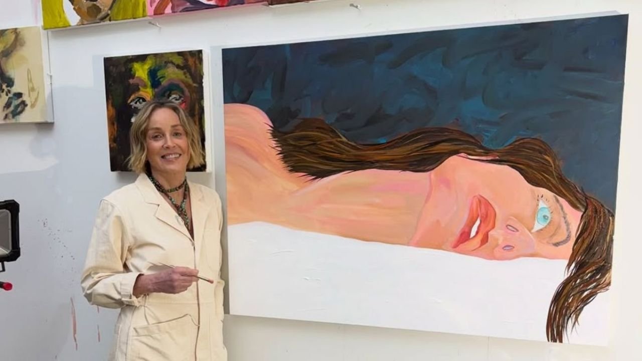 Sharon Stone asegura que sus pinturas tienen una inspiración paranormal