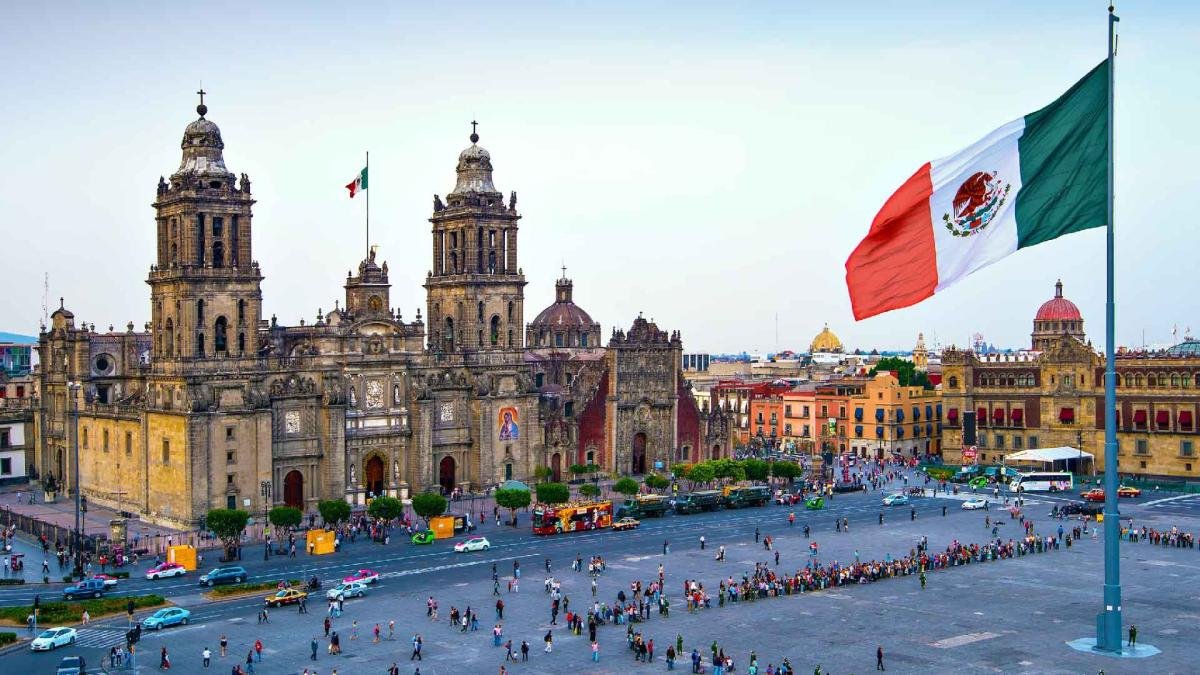 Especialistas bajan a 1.1% su expectativa para el PIB, esperan inflación de 4.36%: Encuesta Banxico